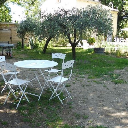 Mas Des Rabasses Acomodação com café da manhã Le Pontet  Exterior foto