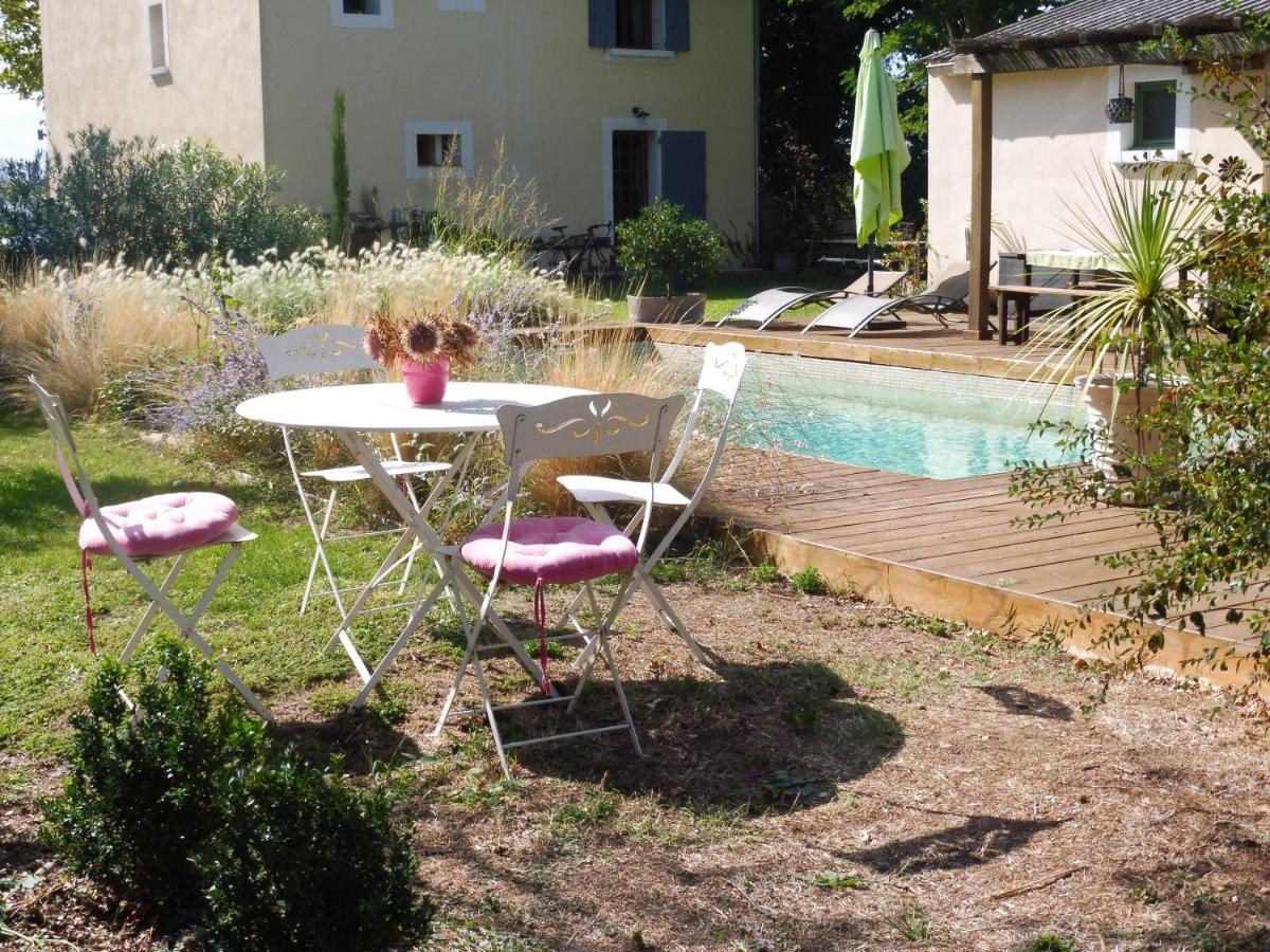 Mas Des Rabasses Acomodação com café da manhã Le Pontet  Exterior foto