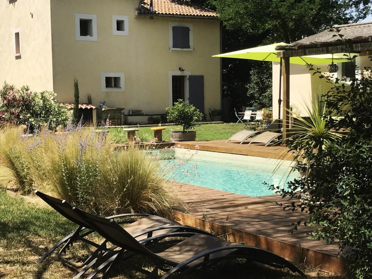 Mas Des Rabasses Acomodação com café da manhã Le Pontet  Exterior foto